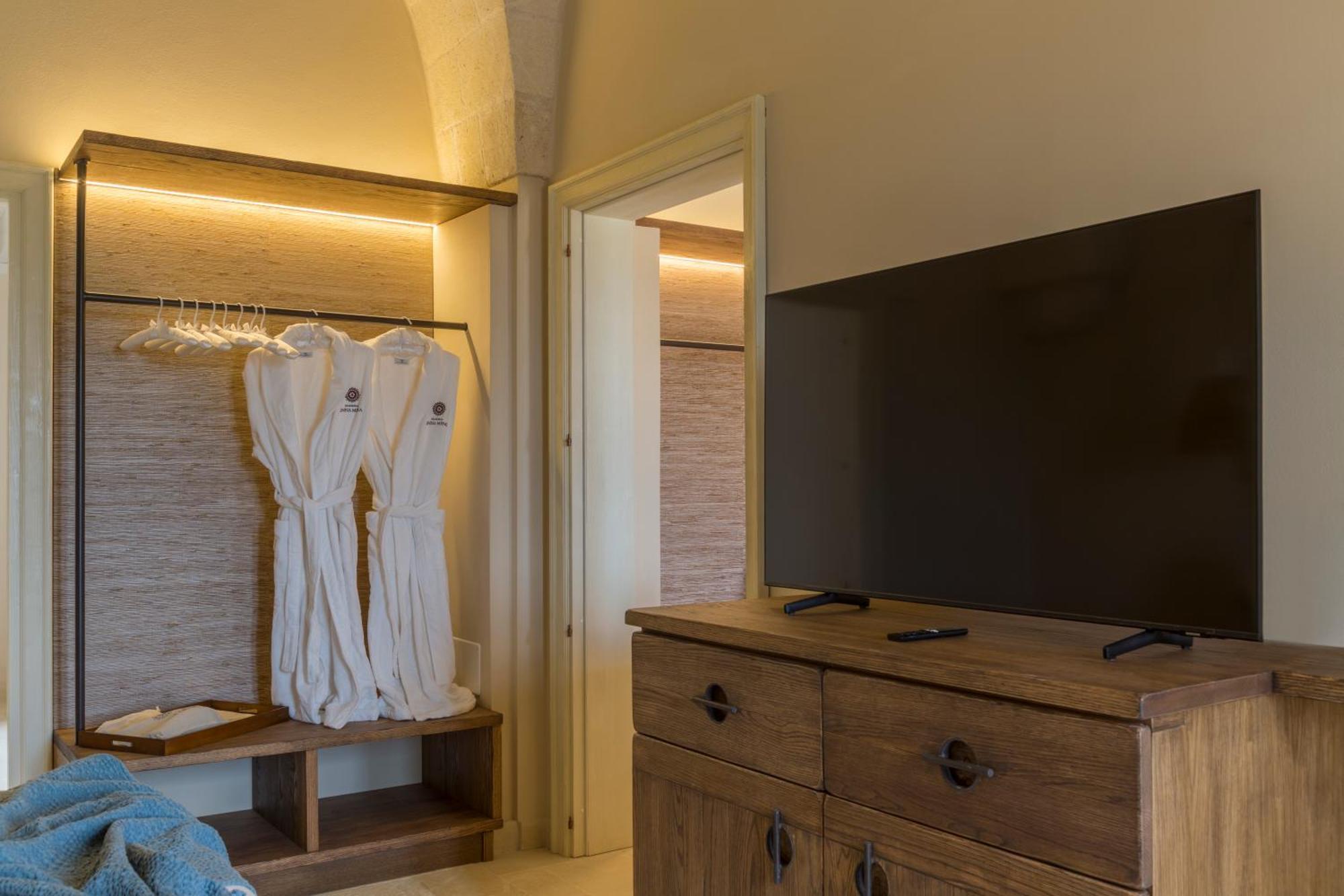 Masseria Donna Menga - The Leading Hotels Of The World Торре-Лапилло Экстерьер фото