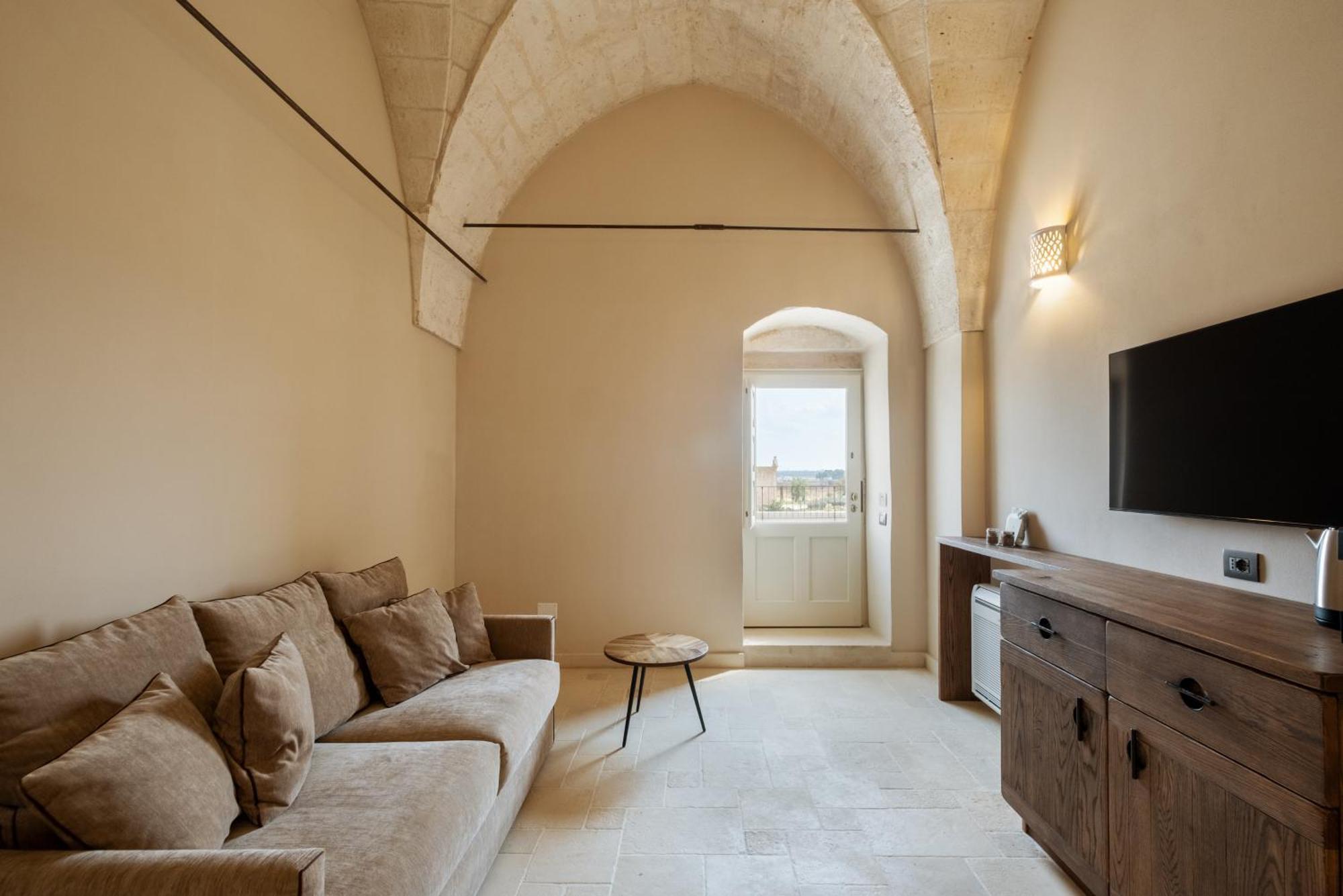 Masseria Donna Menga - The Leading Hotels Of The World Торре-Лапилло Экстерьер фото