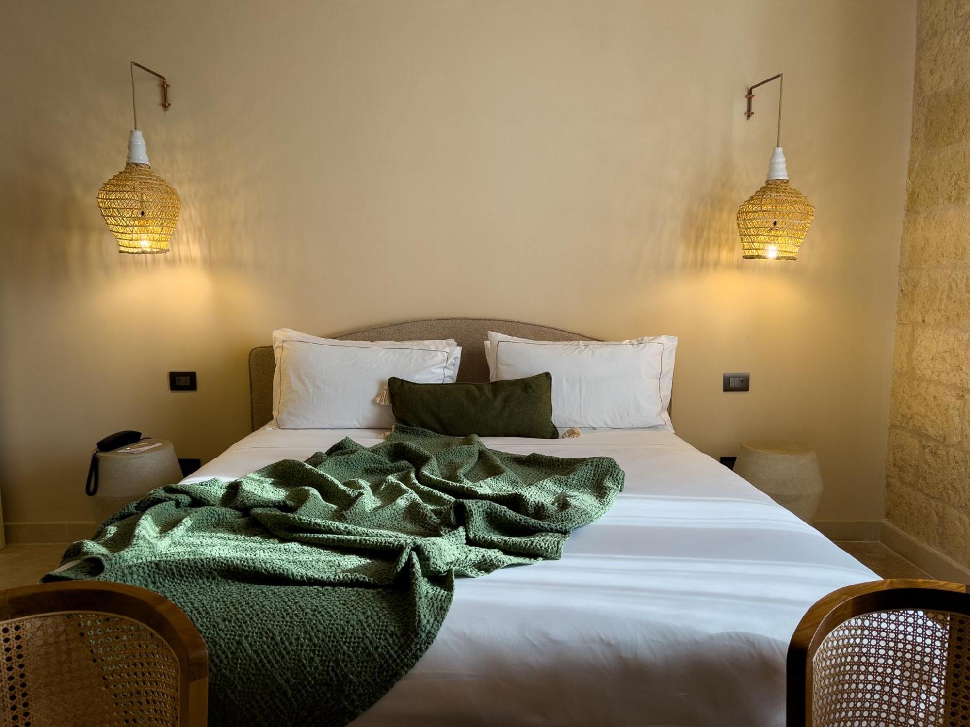 Masseria Donna Menga - The Leading Hotels Of The World Торре-Лапилло Экстерьер фото