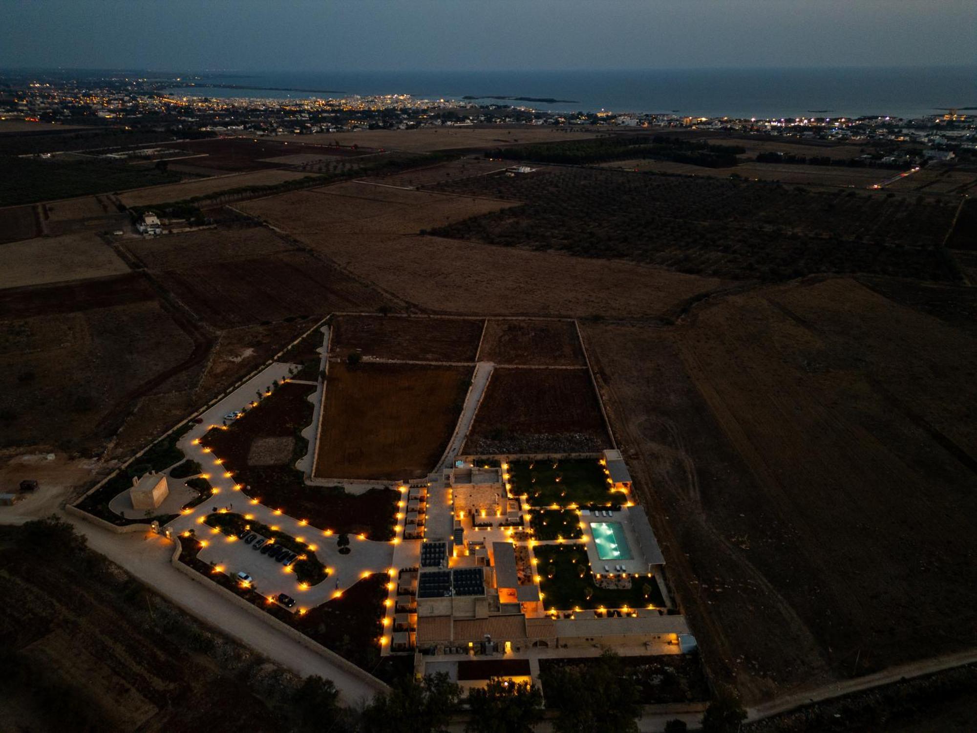 Masseria Donna Menga - The Leading Hotels Of The World Торре-Лапилло Экстерьер фото